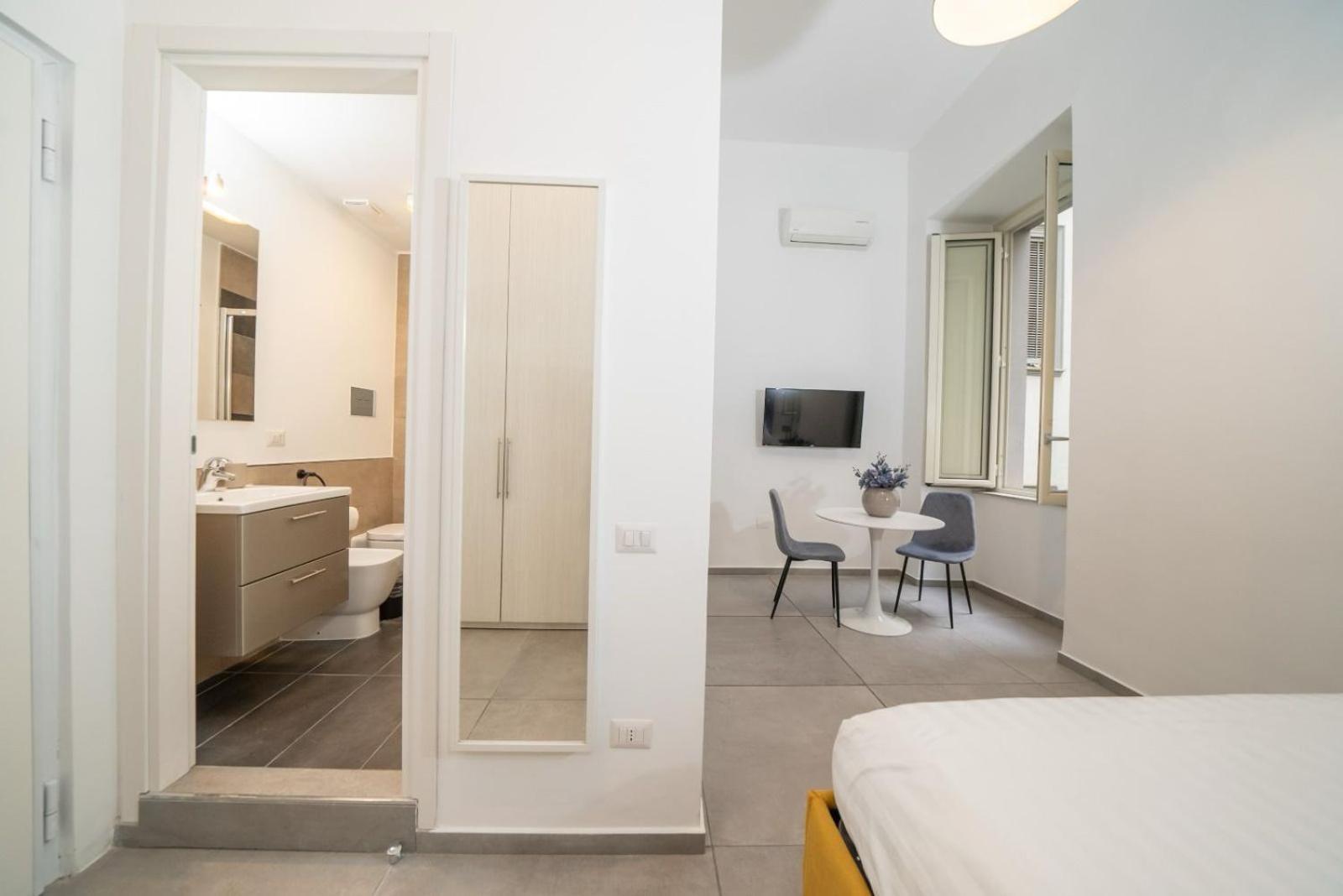 Bovio Boutique Studio Apartment Napoli Værelse billede