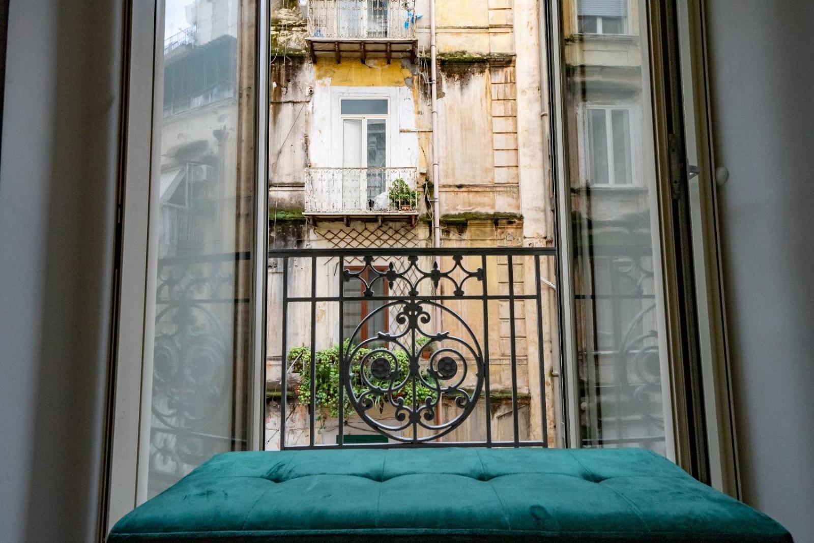 Bovio Boutique Studio Apartment Napoli Eksteriør billede